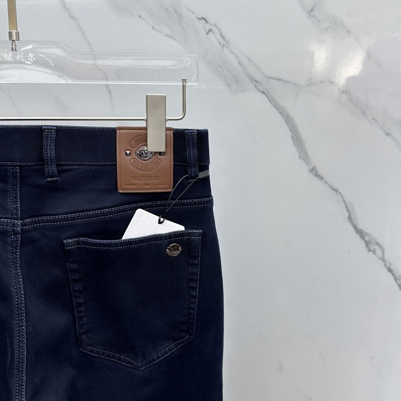 Va1e*ntin0 jeans